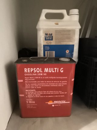 Lata Aceite Mobil y Repsol Vintage