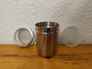 Espolvoreador Acero Inox con Tapa