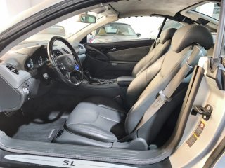 Mercedes-Benz  SL 2004