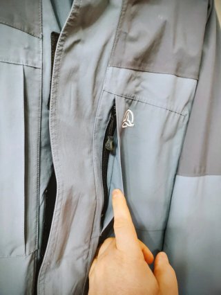 Chaqueta Ternua imperdible y cortavientos