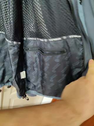 Chaqueta Ternua imperdible y cortavientos