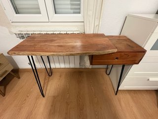 Escritorio Madera con Cajón y Patas Metálicas