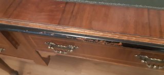 Escritorio vintage madera piel estilo georgiano