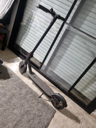 Patinete Eléctrico Xiaomi M365