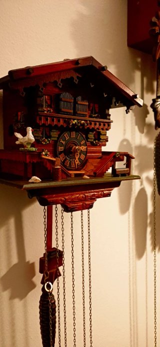 Orologio a cucù in legno