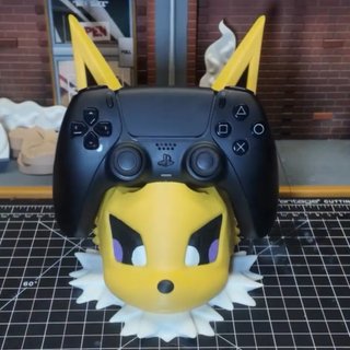 Soporte Mando Universal Jolteon