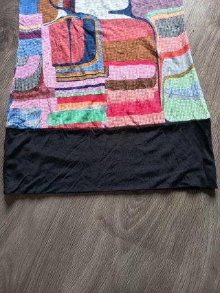 Camiseta Multicolor. Talla S.