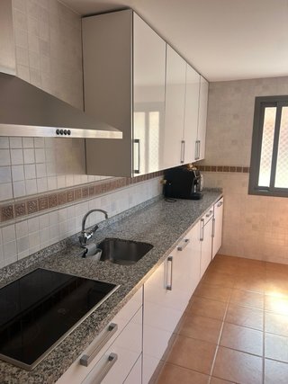 Cocina completa con electrodomésticos