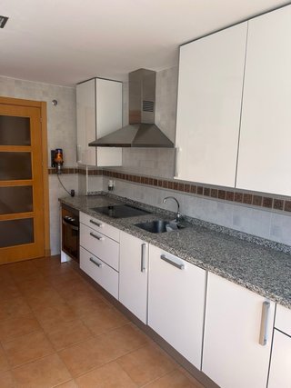 Cocina completa con electrodomésticos