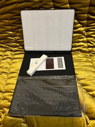 FOGARI Teclado funda iPad Air 13 2024 (M2) Ñ