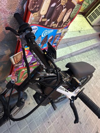 Bicicleta Eléctrica Negra