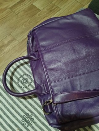 Maleta portátil morada