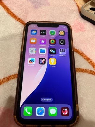 iPhone 11 128GB Rosso