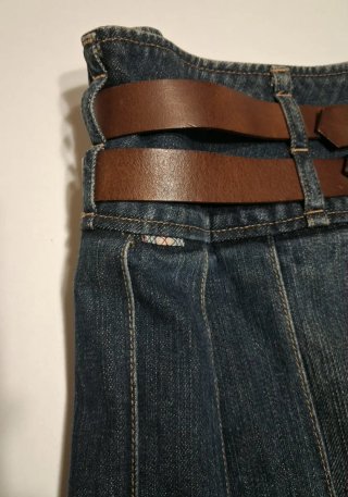 Falda Burberry Plisada Denim talla USA 6