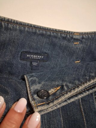 Falda Burberry Plisada Denim talla USA 6