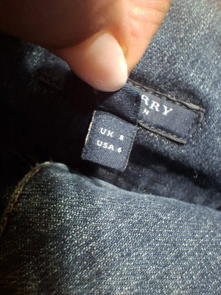 Falda Burberry Plisada Denim talla USA 6