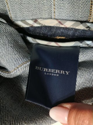 Falda Burberry Plisada Denim talla USA 6