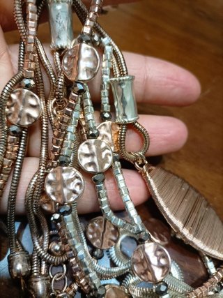 Collana multistrato colore oro rosa e argento