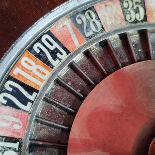 Antigua Ruleta de Casino de Madera