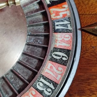 Antigua Ruleta de Casino de Madera