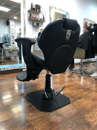 Sillón de barbero restaurado