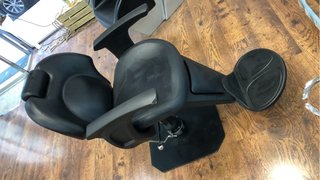 Sillón de barbero restaurado