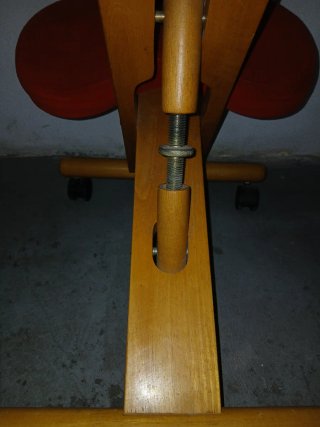 Silla ergonómica con ruedas