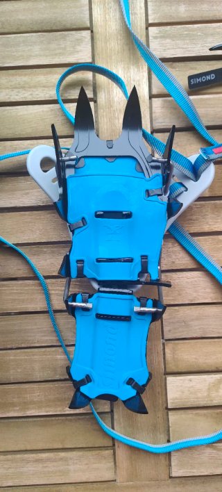 Crampones Simond Makalu nuevos sin usar