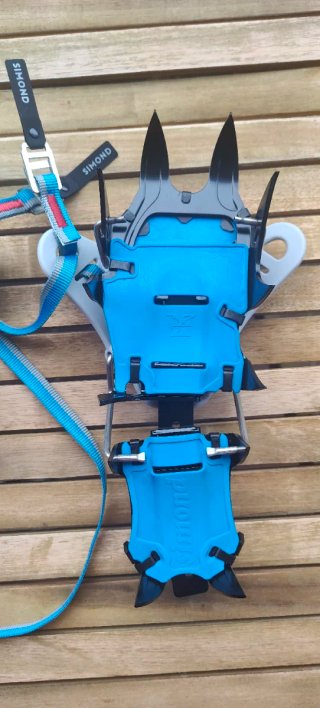 Crampones Simond Makalu nuevos sin usar
