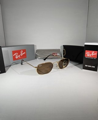 Occhiali Ray Ban RB 3947 Oro Marrone