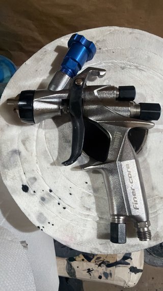 Pistola pintar Meiji Fine Core