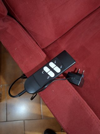 Poltrona elettrica rossa in tessuto Funzionante