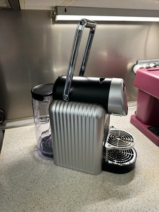 Cafetera Nespresso Profesional
