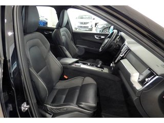 Volvo XC60 Recharge R-Design 2.0 T6 AWD Auto