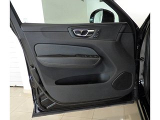 Volvo XC60 Recharge R-Design 2.0 T6 AWD Auto