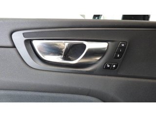 Volvo XC60 Recharge R-Design 2.0 T6 AWD Auto