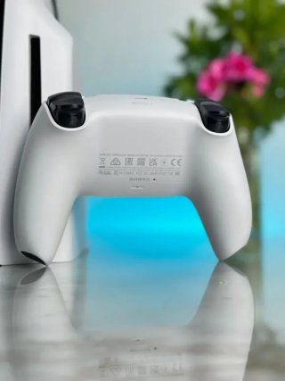 PS5 Pro 2TB + Lector Discos