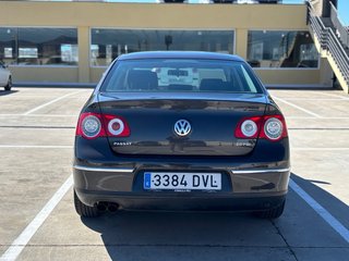 VW PASSAT ADVANCE 2.0 2006 94.000km Etiqueta C