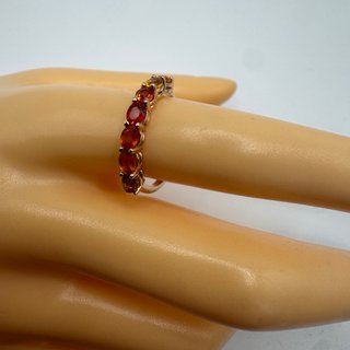 Anillo Oro Rosa 18 kt con zafiros
