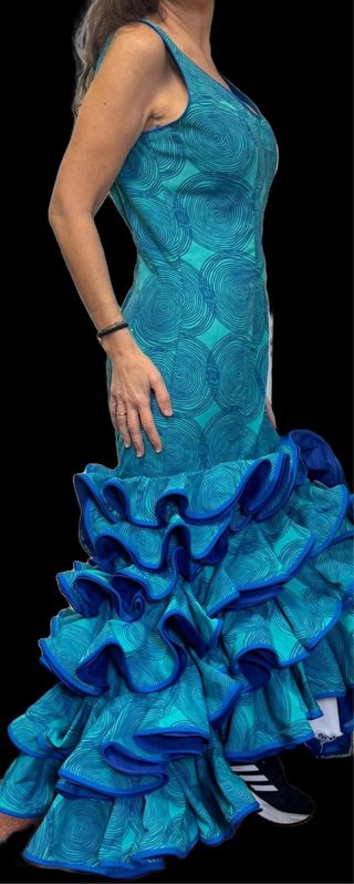 Traje de Flamenca Azul y Turquesa.