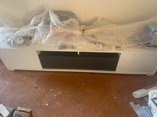 Mueble TV y estantería salón