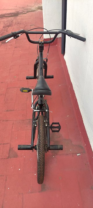 Bicicleta BMX Negra