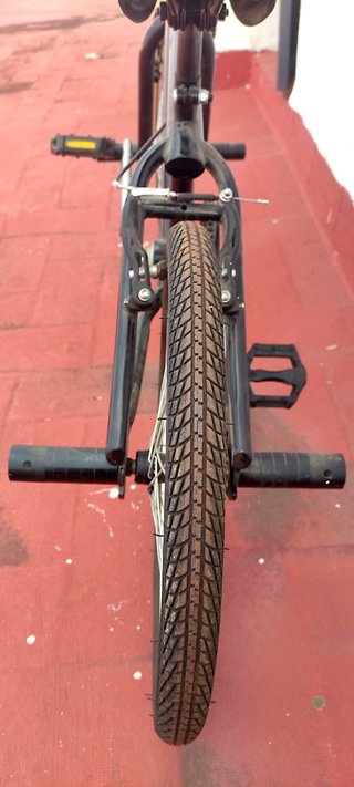 Bicicleta BMX Negra