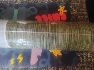 Rollo de papel pintado diseño geométrico