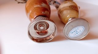 Coppia vasi onice e metallo vintage