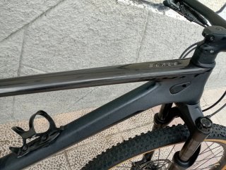Bicicleta Scott Scale Carbono 29