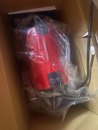 Cafetera Nespresso Inissia Roja