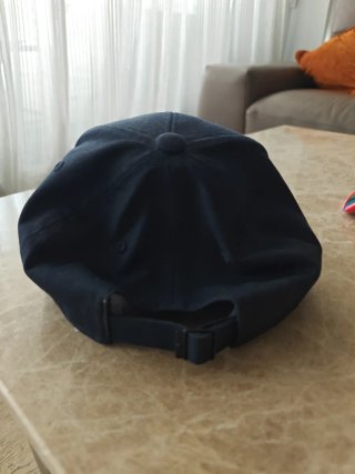 Gorra Adidas Azul y Plateada