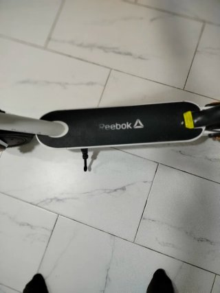 Patinete Eléctrico Reebok Blanco