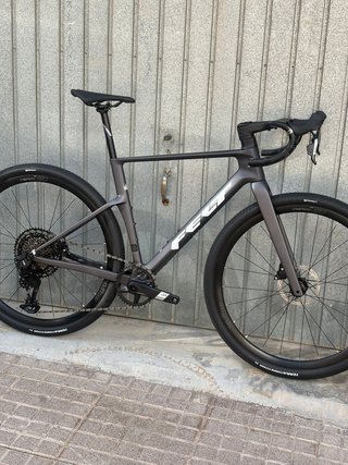 Felt Breed RACE 2026 talla L Gravel nueva